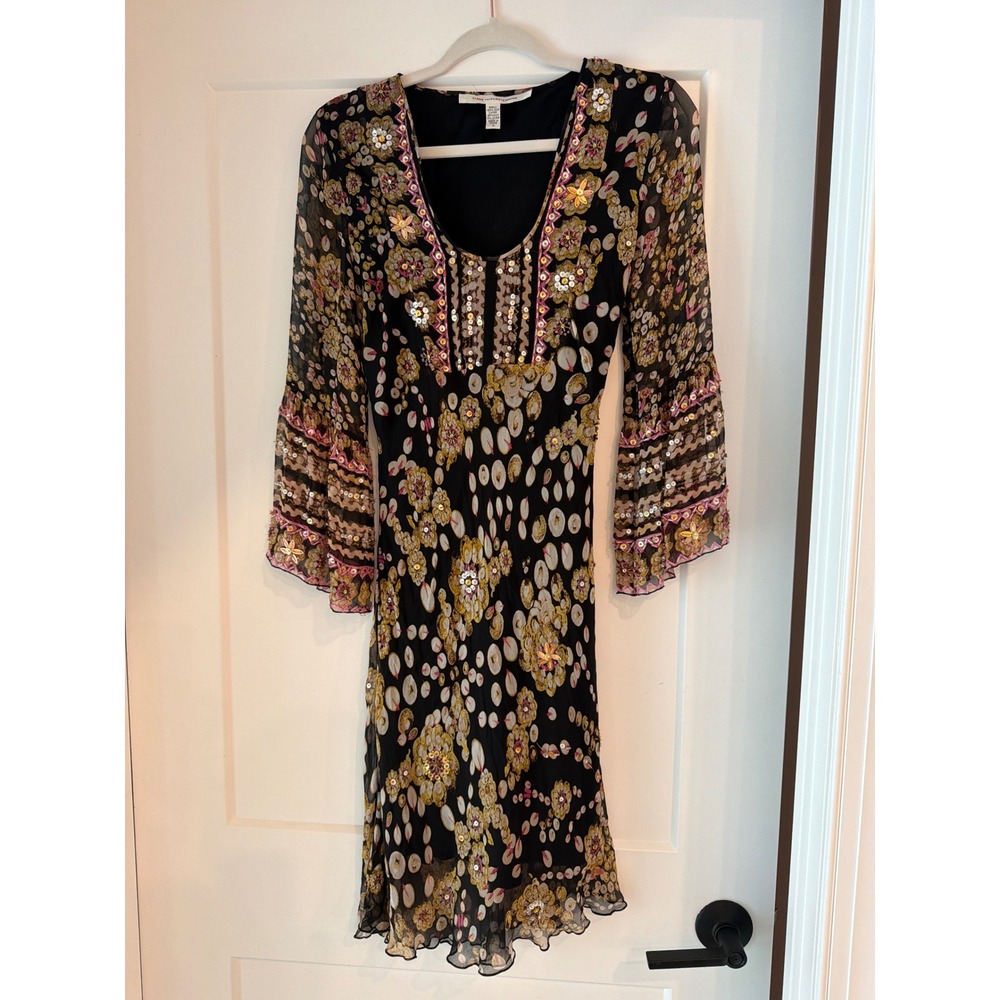 Diane von Furstenberg Silk Sequin Floral Mini Dress Black Gold Bell Sleeve‎ 4